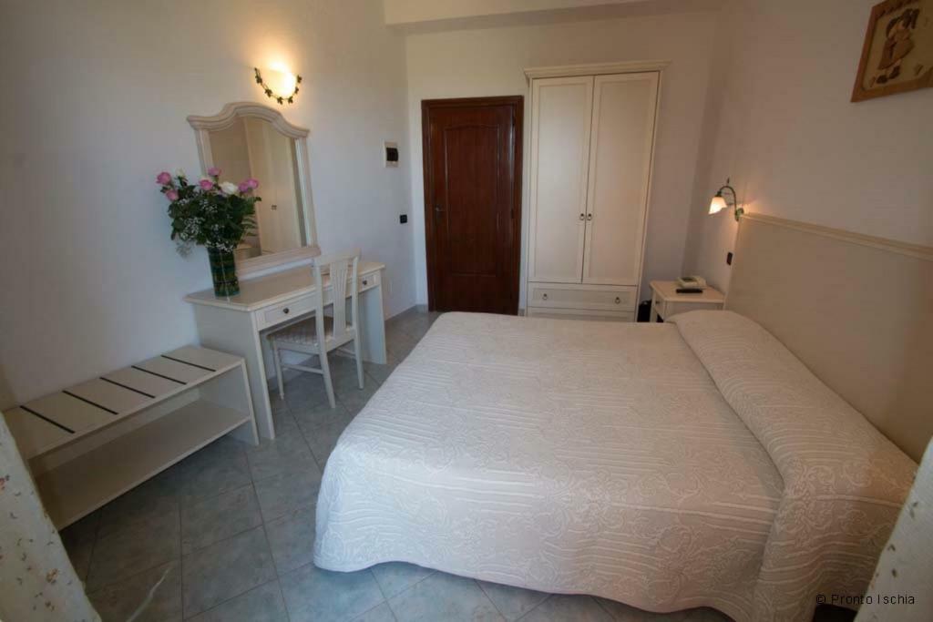 Hotel Aragonese Ischia Exteriör bild